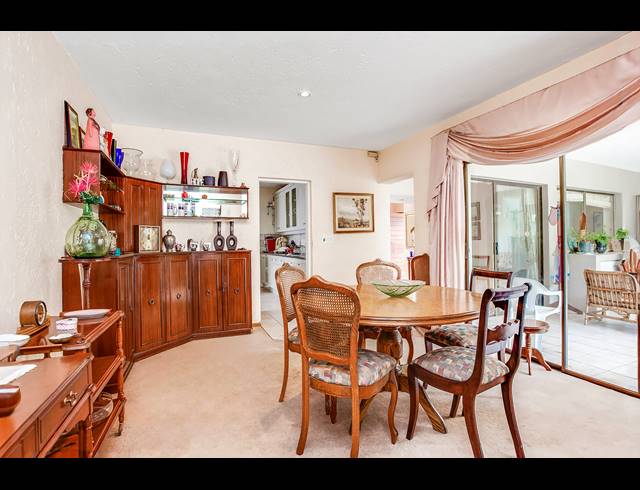 4 BEDROOM HOUSE FOR SALE IN BRYANSTON